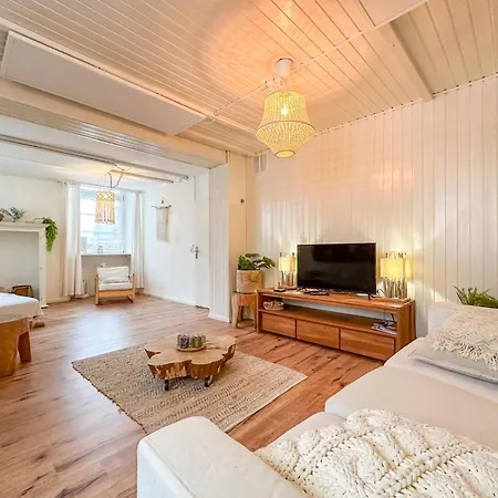 Muenstermaifeld Holiday home Munstermaifeld