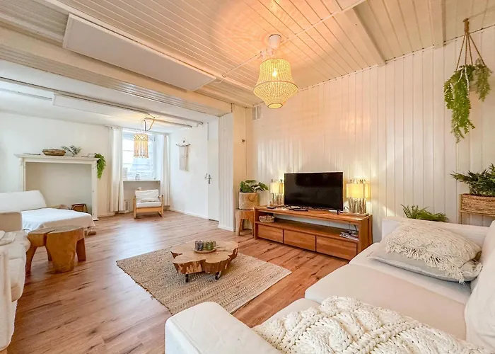 Muenstermaifeld Casa de Férias Münstermaifeld