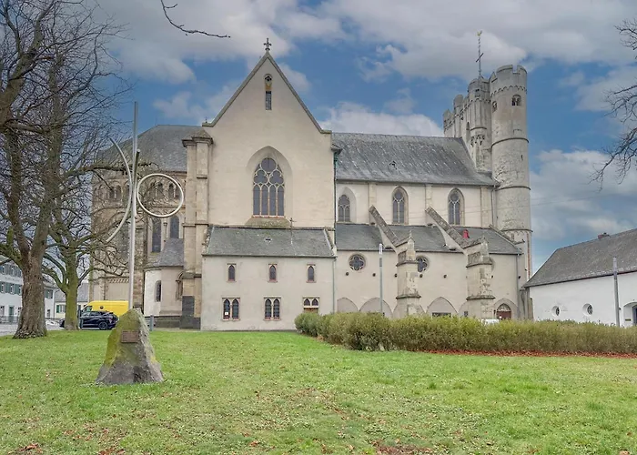 Muenstermaifeld Holiday home *